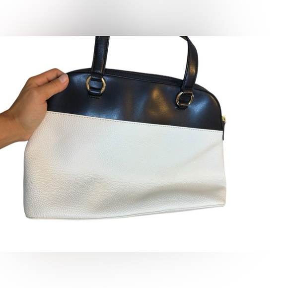 Ralph Lauren Black & White Two-Tone Cowhide Leather Purse - Picture 7 of 8